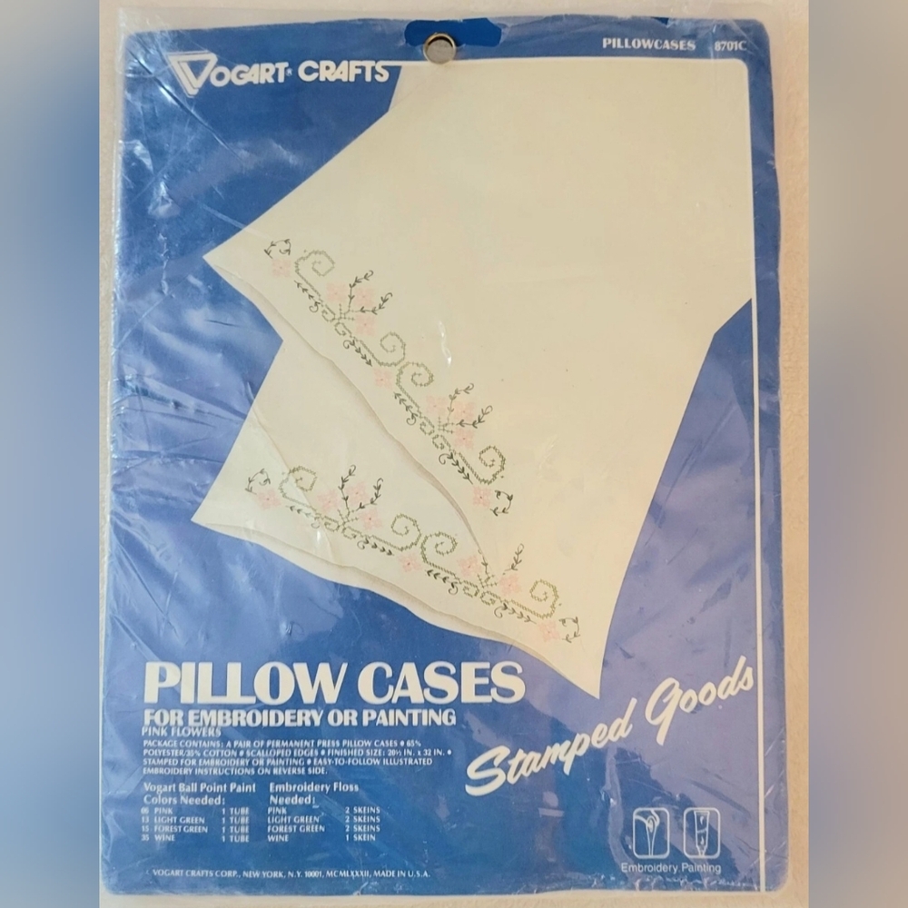 Embroidery Kit By Vogart Crafts Pair Of 2 Pillowcases With Green Thread